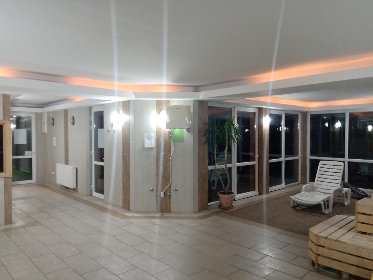 Gabi & Gabi Apartments Hajduszoboszlo Luaran gambar