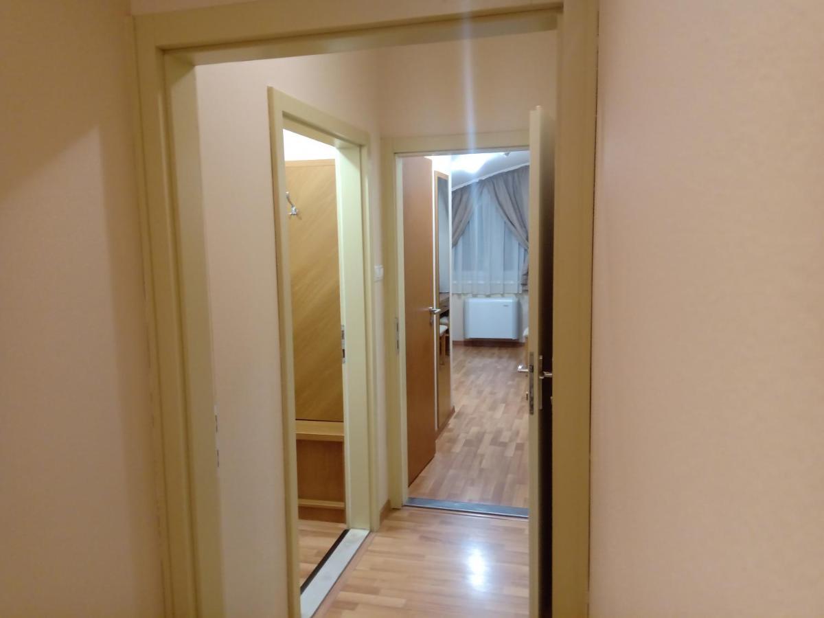 Gabi & Gabi Apartments Hajduszoboszlo Luaran gambar