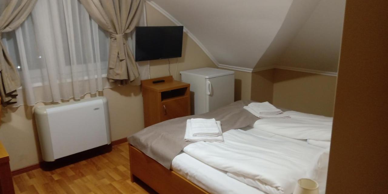 Gabi & Gabi Apartments Hajduszoboszlo Luaran gambar