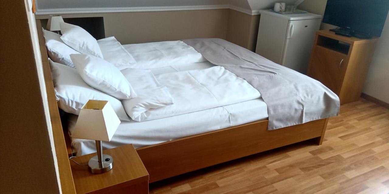 Gabi & Gabi Apartments Hajduszoboszlo Luaran gambar