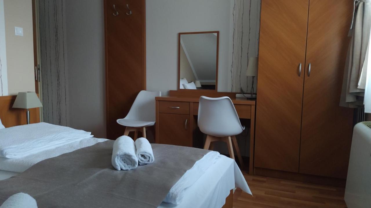 Gabi & Gabi Apartments Hajduszoboszlo Luaran gambar