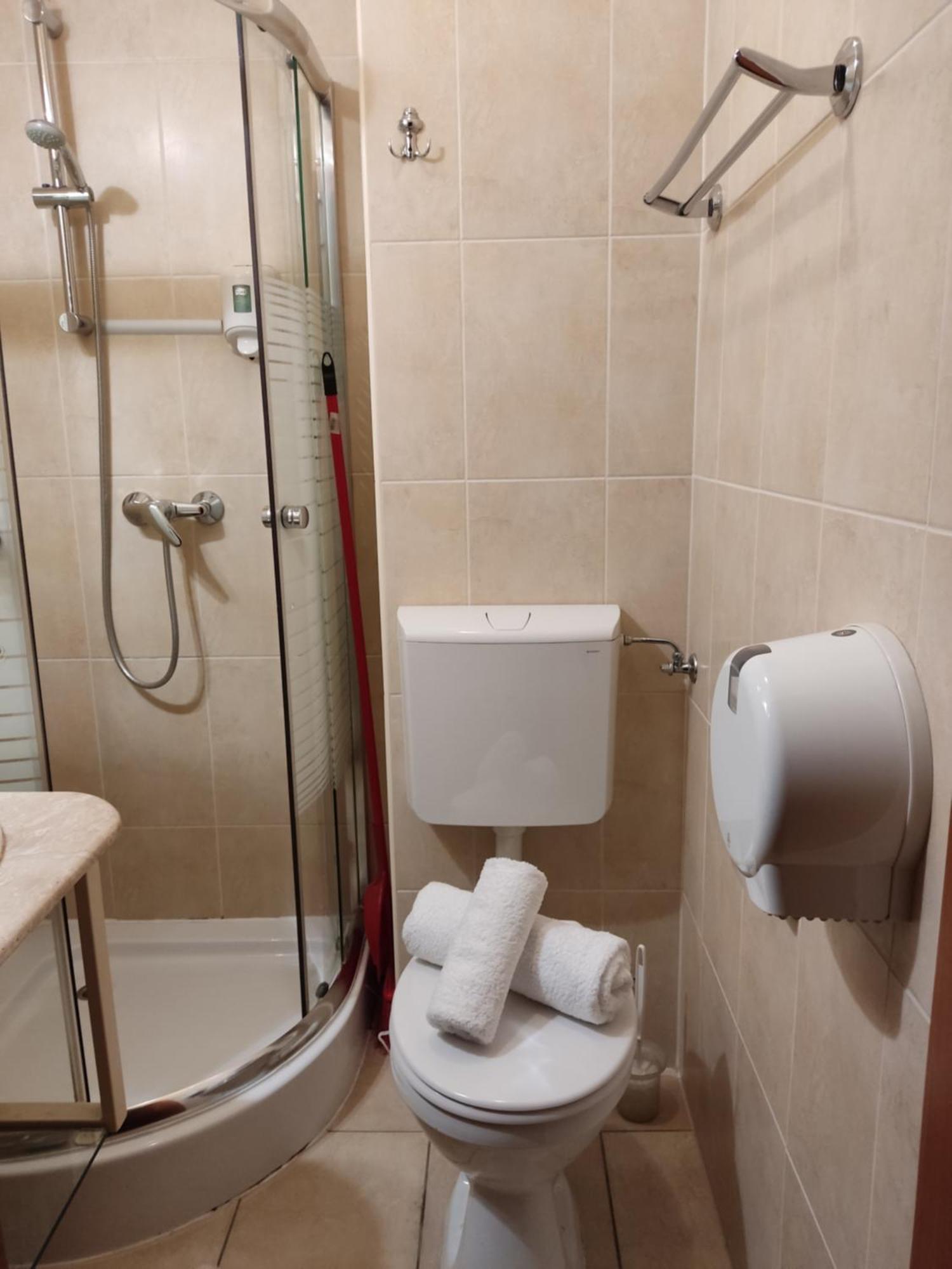 Gabi & Gabi Apartments Hajduszoboszlo Luaran gambar