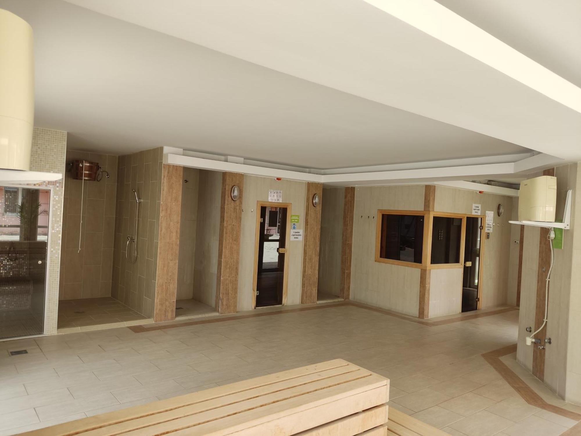 Gabi & Gabi Apartments Hajduszoboszlo Luaran gambar
